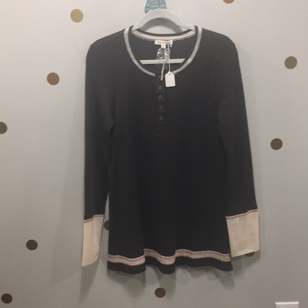 Gray waffle knit Henley
